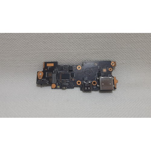 Lenovo Yoga Slim 7 15ILL9 usb soket