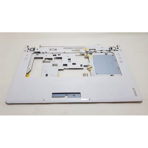 Lenovo Y550 - Y550P Üst kasa