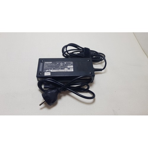 toshiba 19v 6.32 120w adaptör (pa329oe-3ac3)