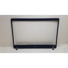 Acer TravelMate P215-52 bezel