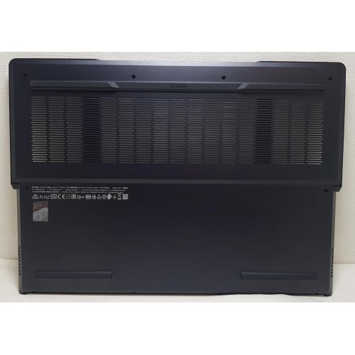 Lenovo Legion Pro 7 16IRX8H Alt Kasa